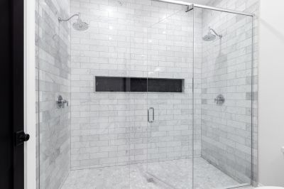 Luxury Walk-In Showers